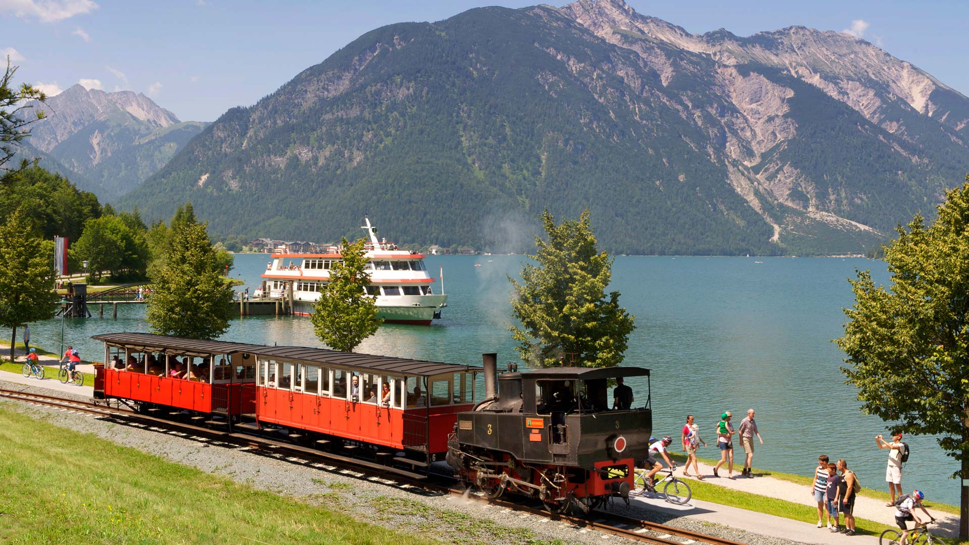 AUSTRIAN LAKESIDE CHARMS & TYROLEAN TRAINS